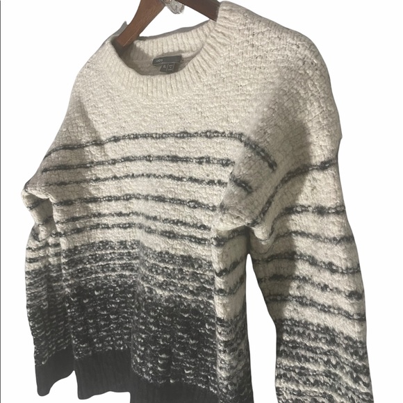 Vince Textured Stripe Sweater - Picture 6 of 10